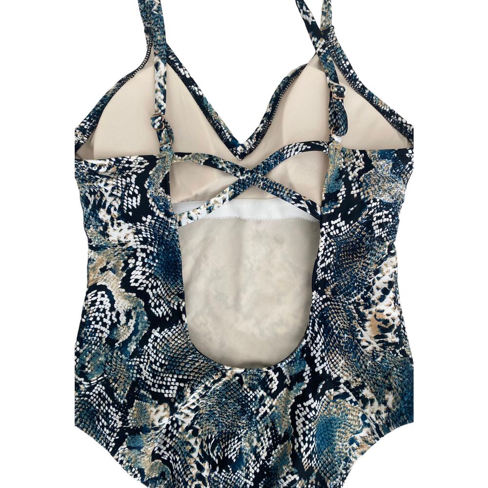 SHADE & SHORE ONE PIECE SWIMSUIT SIZE SMALL - Picture 5 of 8
